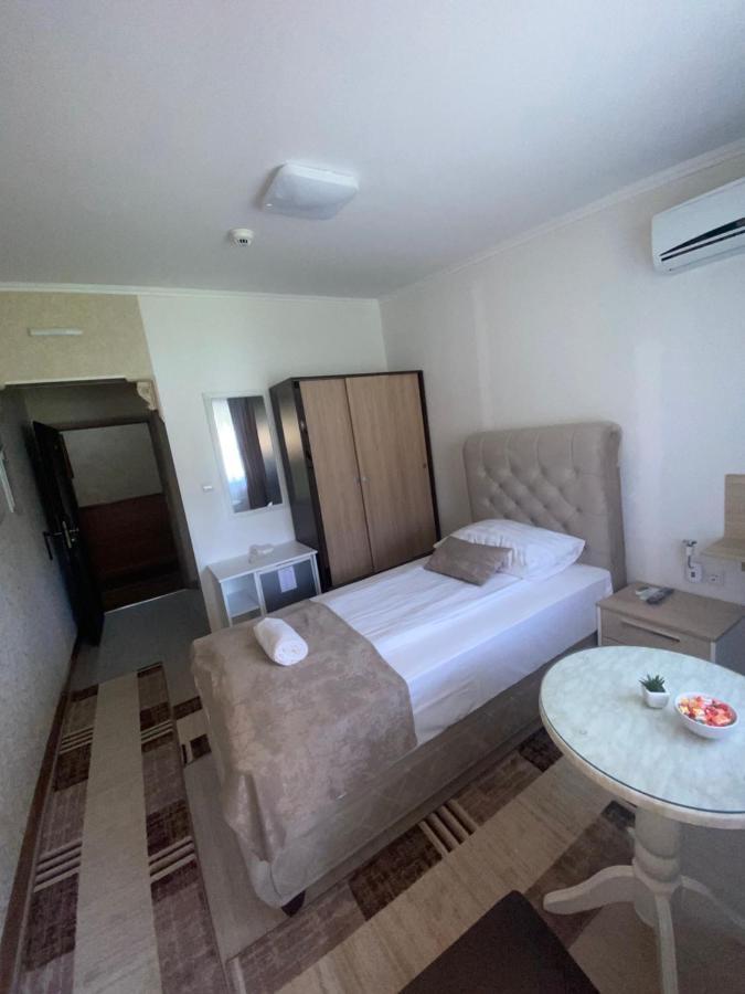 Hotel New Milenium Lukavac ภายนอก รูปภาพ